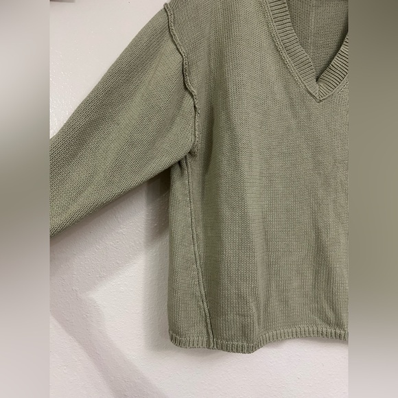 American Eagle Big Hug V-Neck Sweater Womens Size XXL - Picture 9 of 13